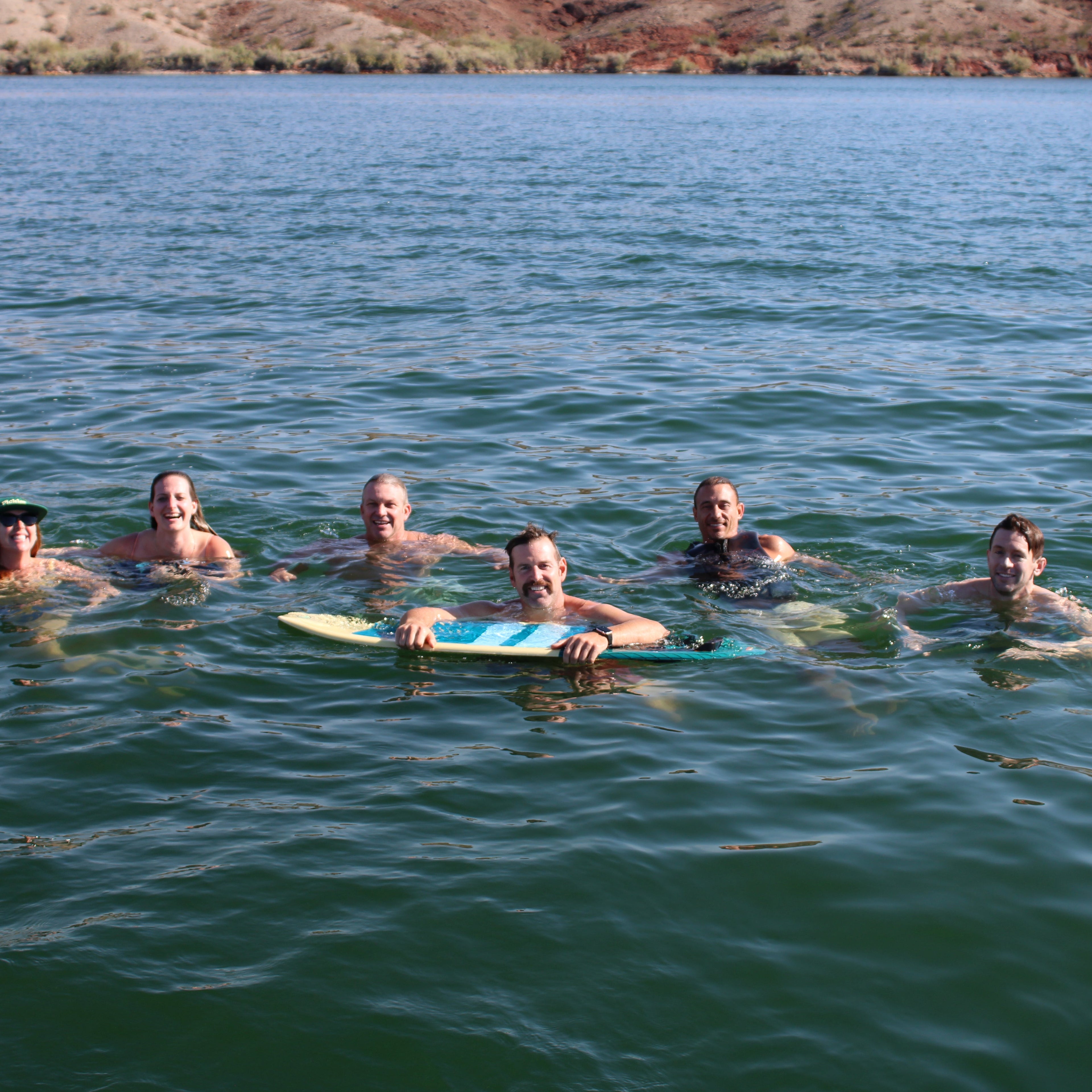Lake Travis Wakesurf & Wakeboard Boat Charter with Captain – 1 Hour | Austin, TX