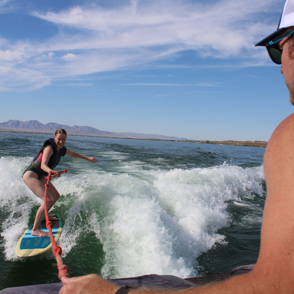 Lake Travis Wakesurf & Wakeboard Boat Charter with Captain – 4 Hours | Austin, TX